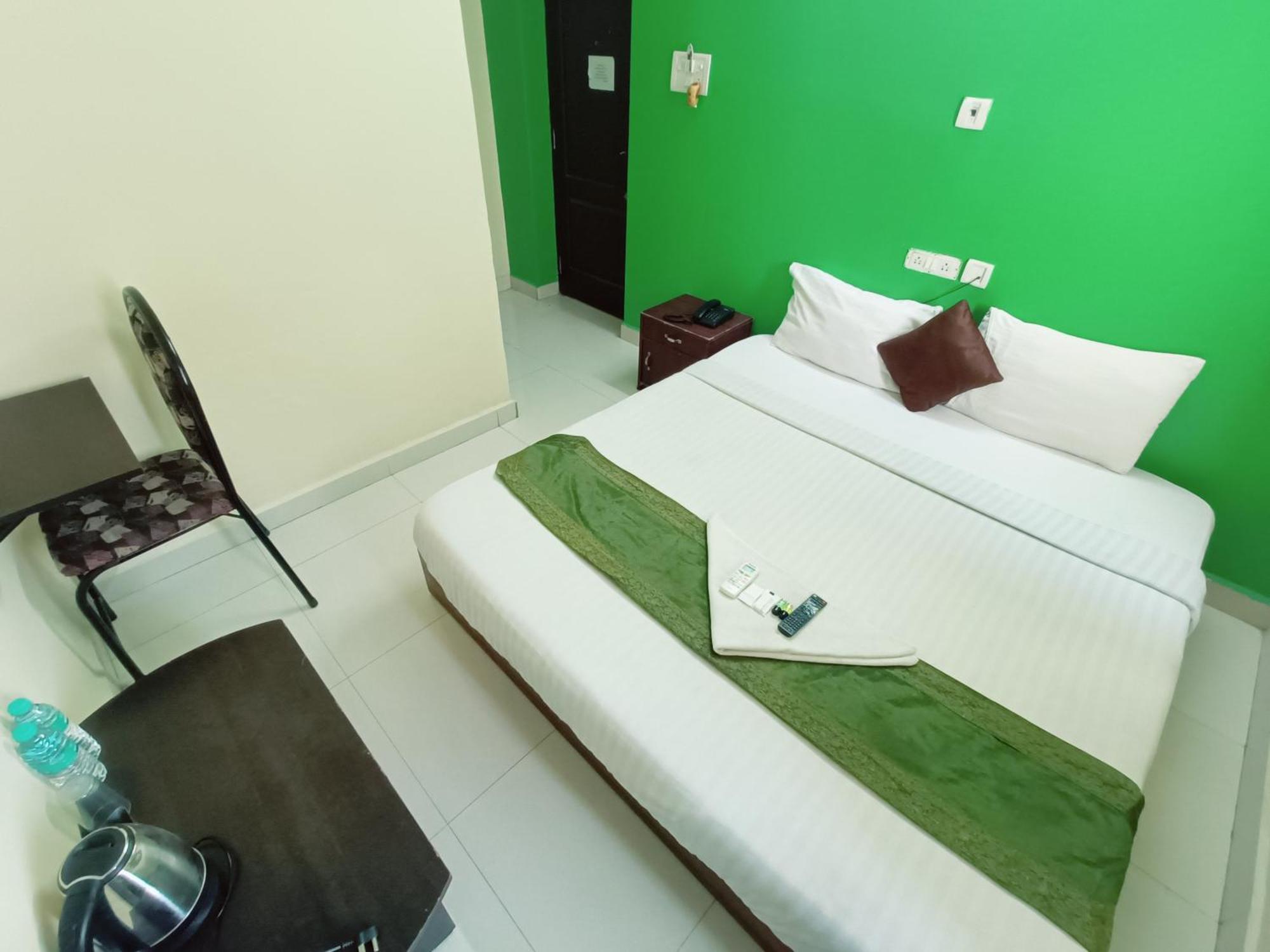Green Tree Hotel-Near Vfs Global And Ramee Mall Čennai Exteriér fotografie